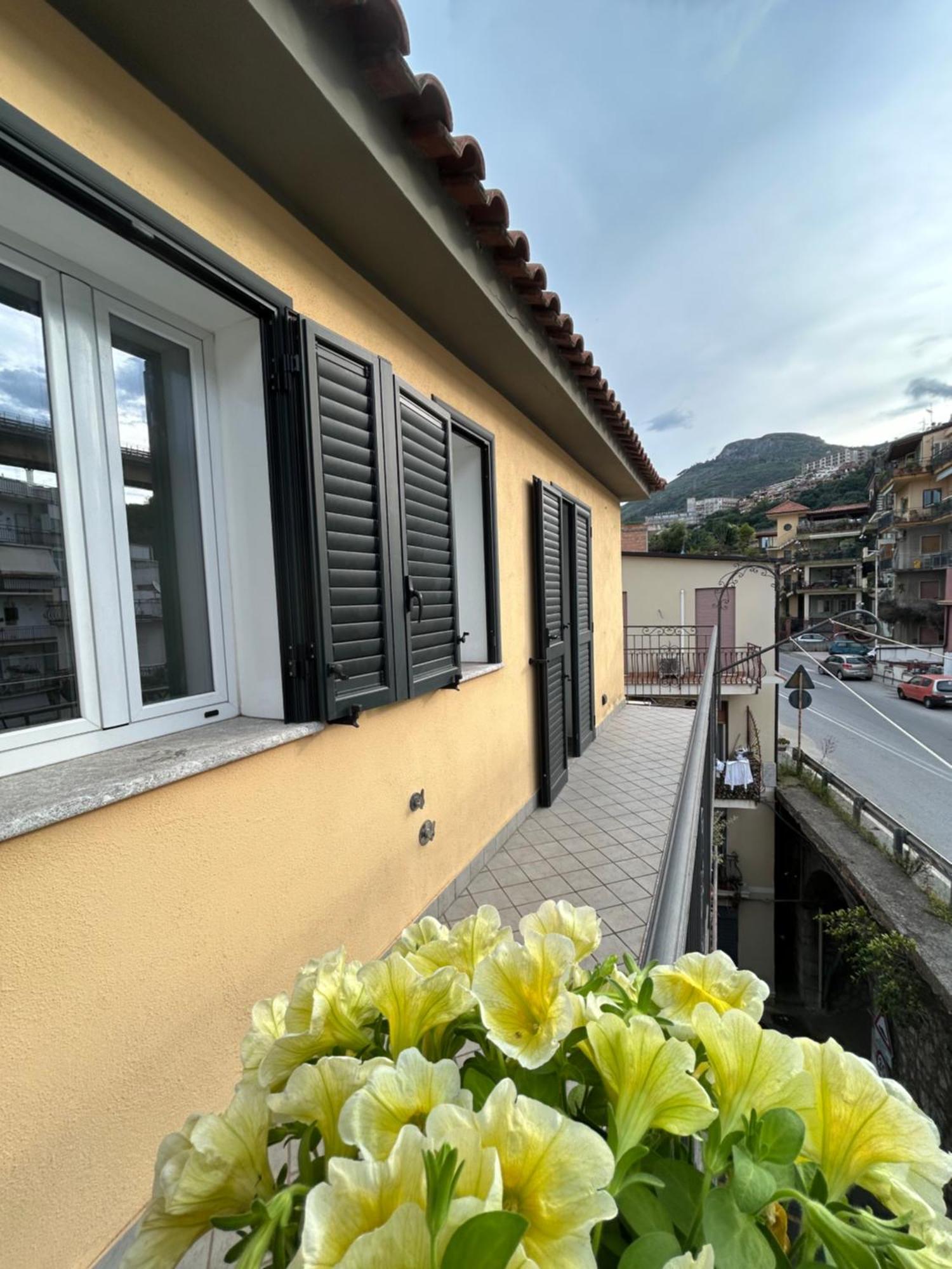 Casa Grazia Letojanni Mare Apartment ภายนอก รูปภาพ