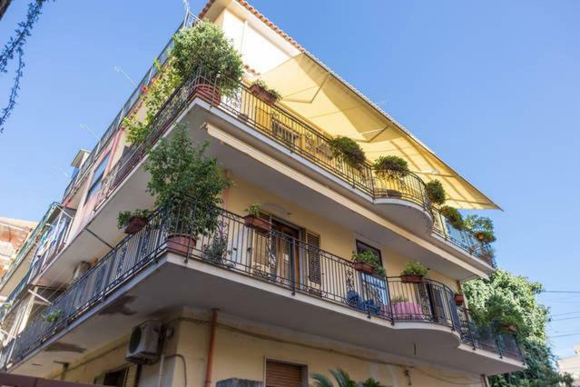 Casa Grazia Letojanni Mare Apartment ภายนอก รูปภาพ